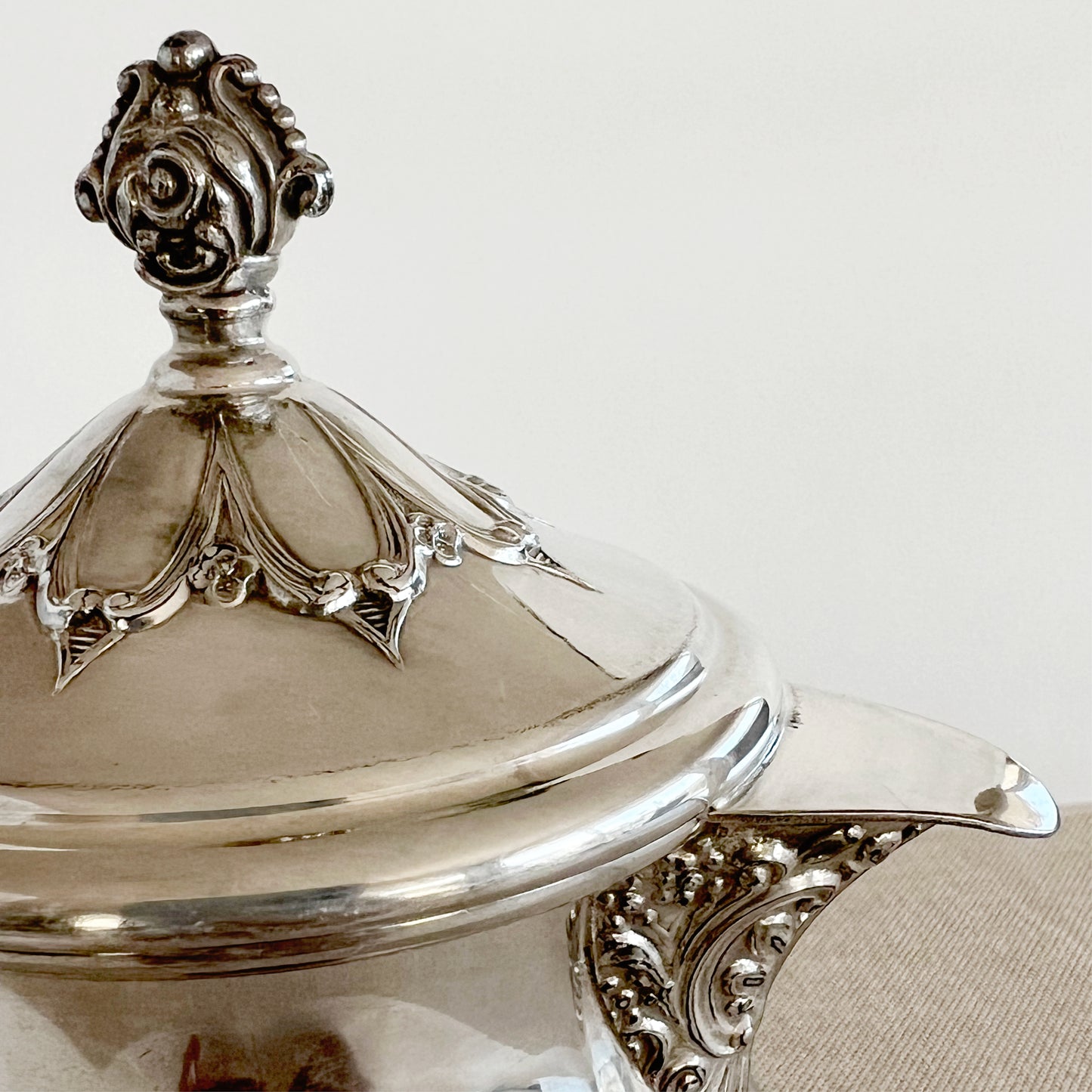 Antique Silver Co. New Amsterdam Silver Plate Creamer