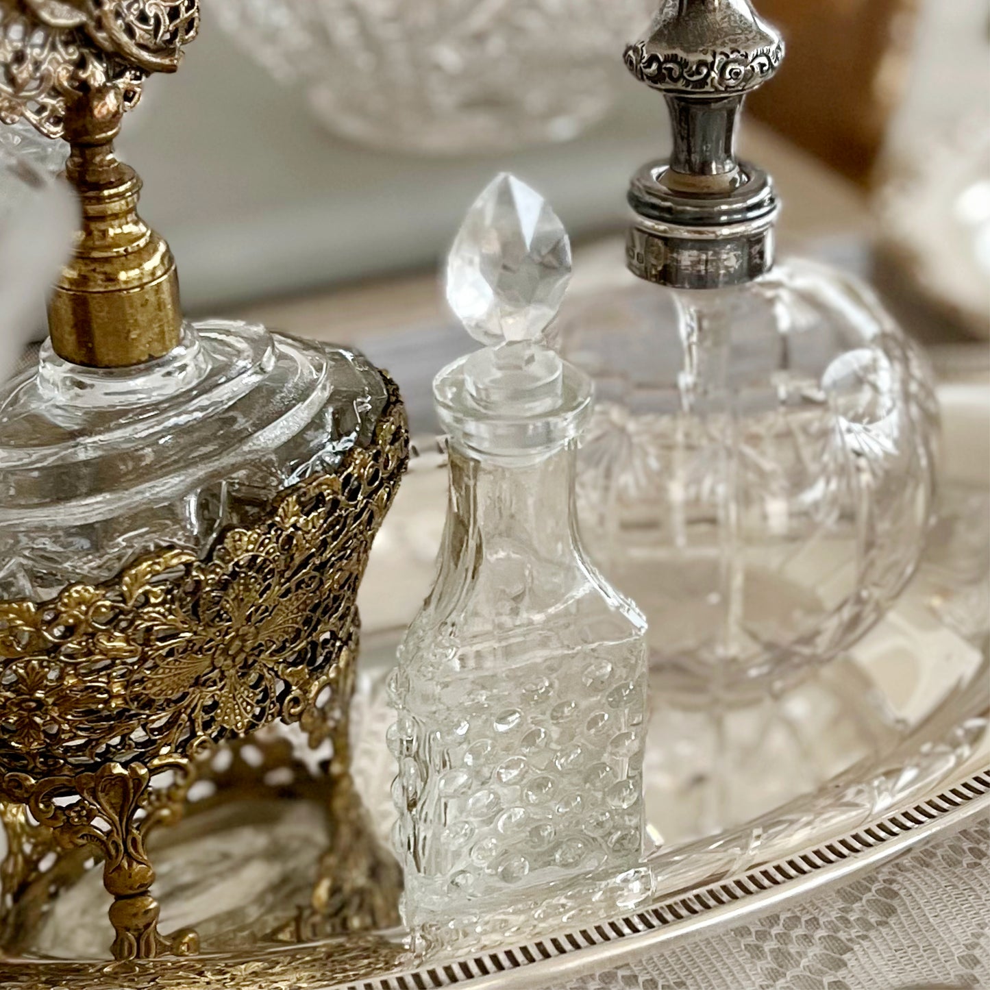 Vintage Glass Bubble Embossed Perfume Bottle with Stopper