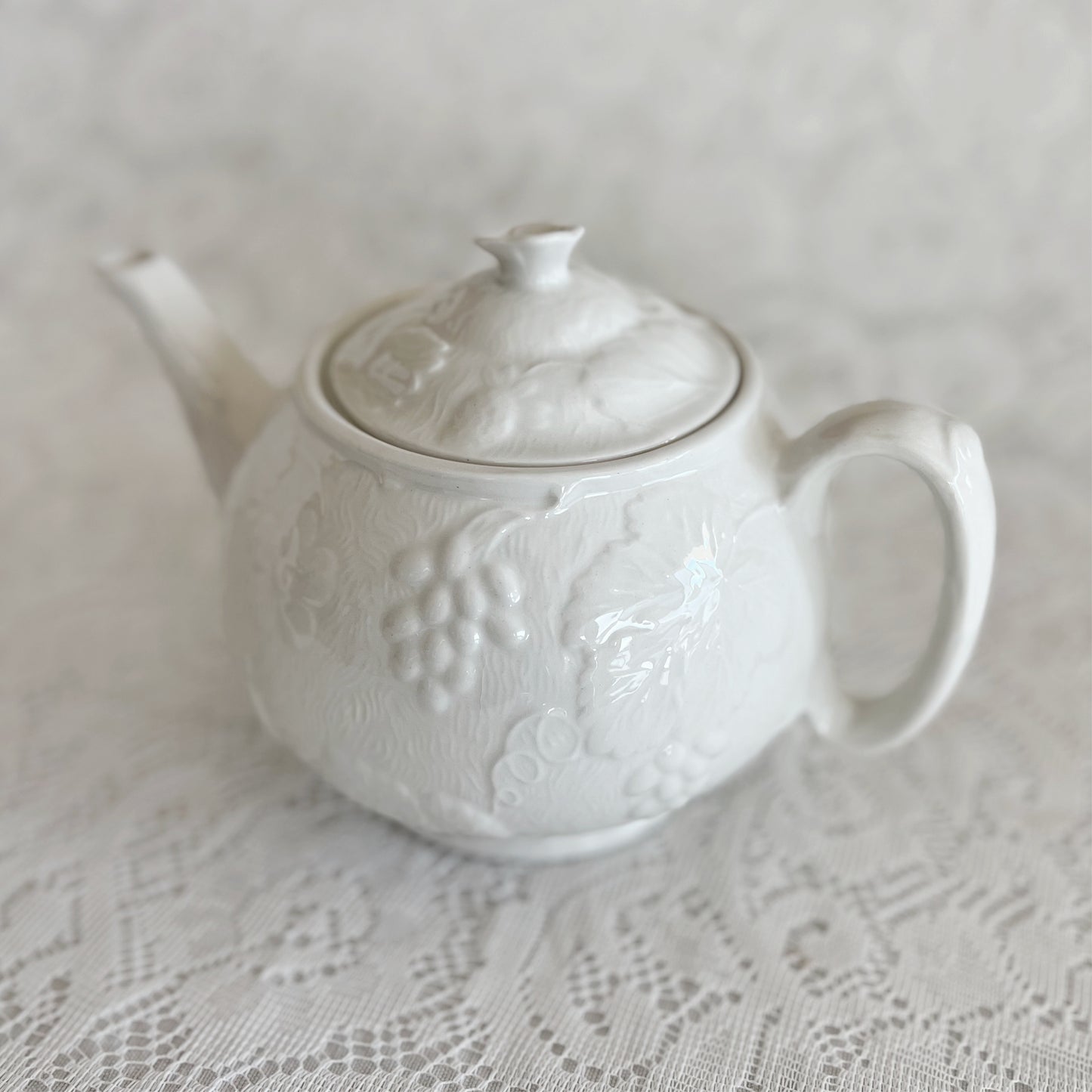 Vintage Burgess & Leigh Strawberry and Grape Leaf Davenport Teapot with Lid