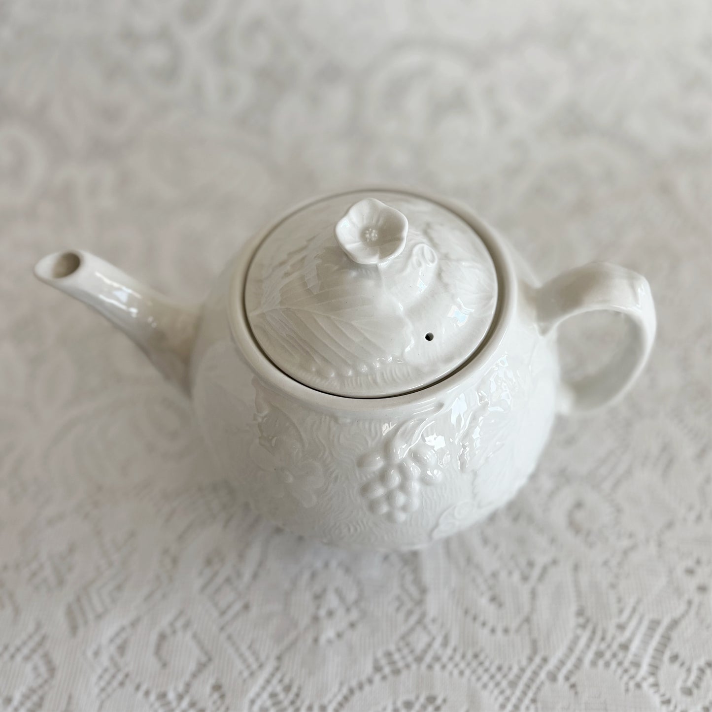 Vintage Burgess & Leigh Strawberry and Grape Leaf Davenport Teapot with Lid