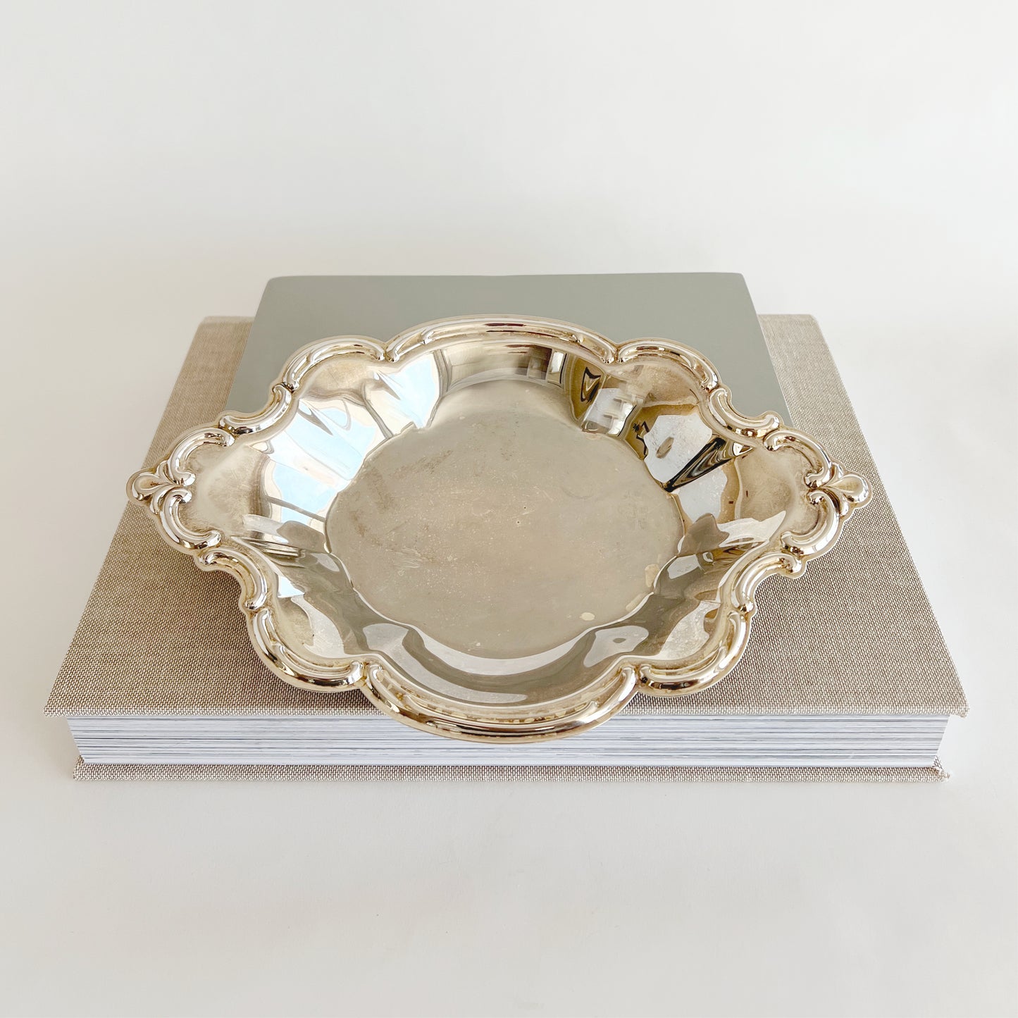 Vintage International Silver Company Silver-Plated Dish