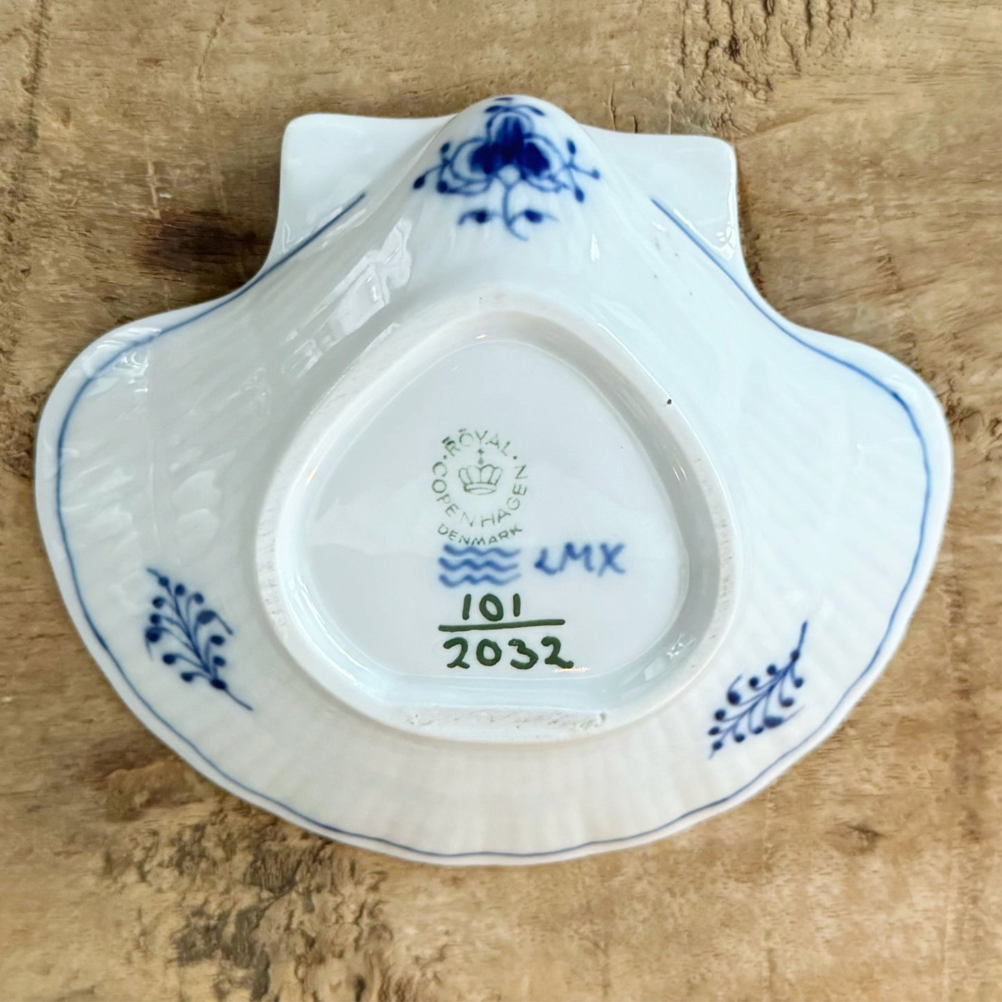 Vintage Royal Copenhagen Blue Fluted Shell Dish