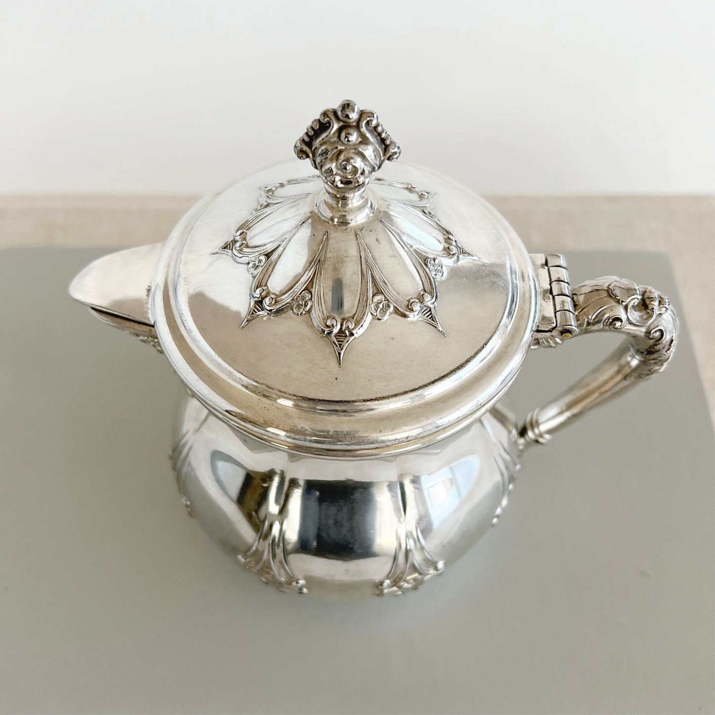 Antique Silver Co. New Amsterdam Silver Plate Creamer