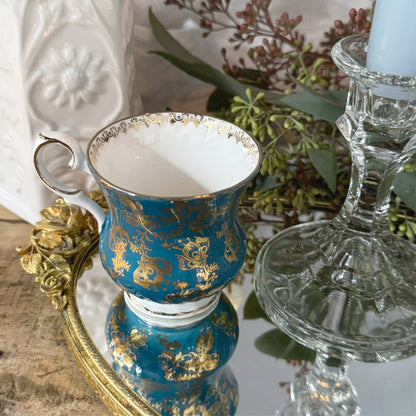 Vintage Elizabethan Bone China Petite Footed Cup